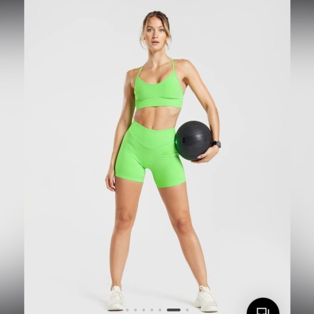 Gymshark Matching Lime Set Size Medium. - image 1